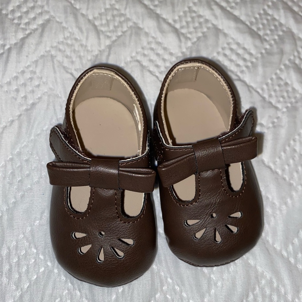 Baby deer classic t-strap shoes